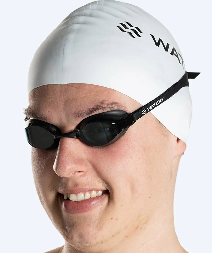 Watery Elite okulary do pływania - Poseidon - Czarny (Smoke soczewki) - Image 7